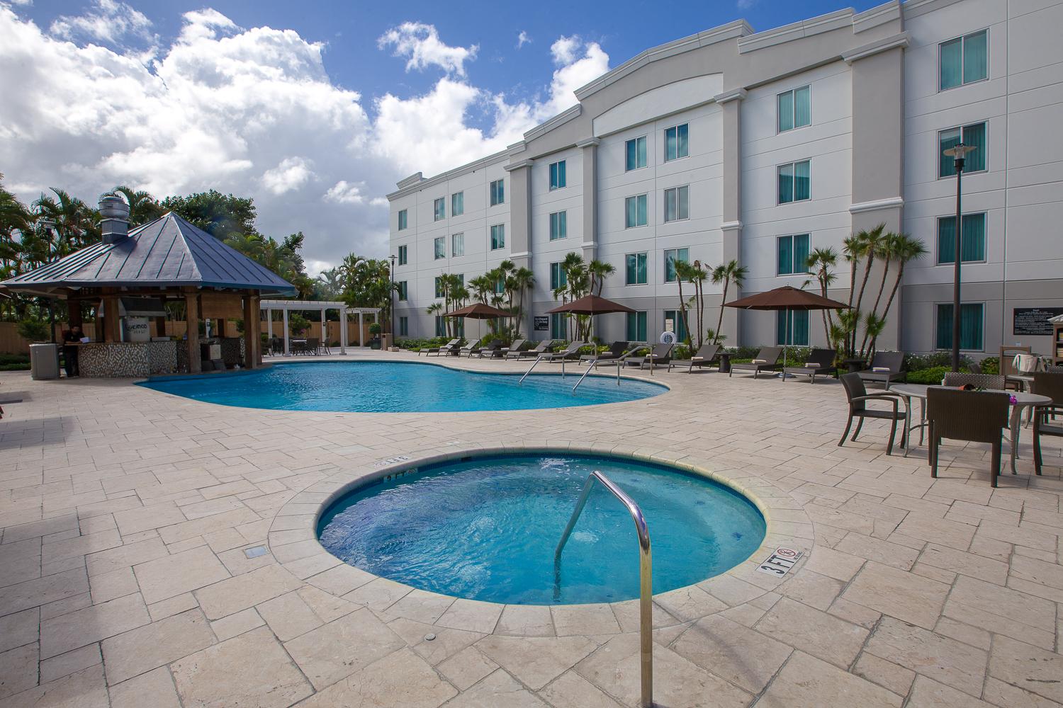 Hampton Inn & Suites San Juan Carolina Zewnętrze zdjęcie