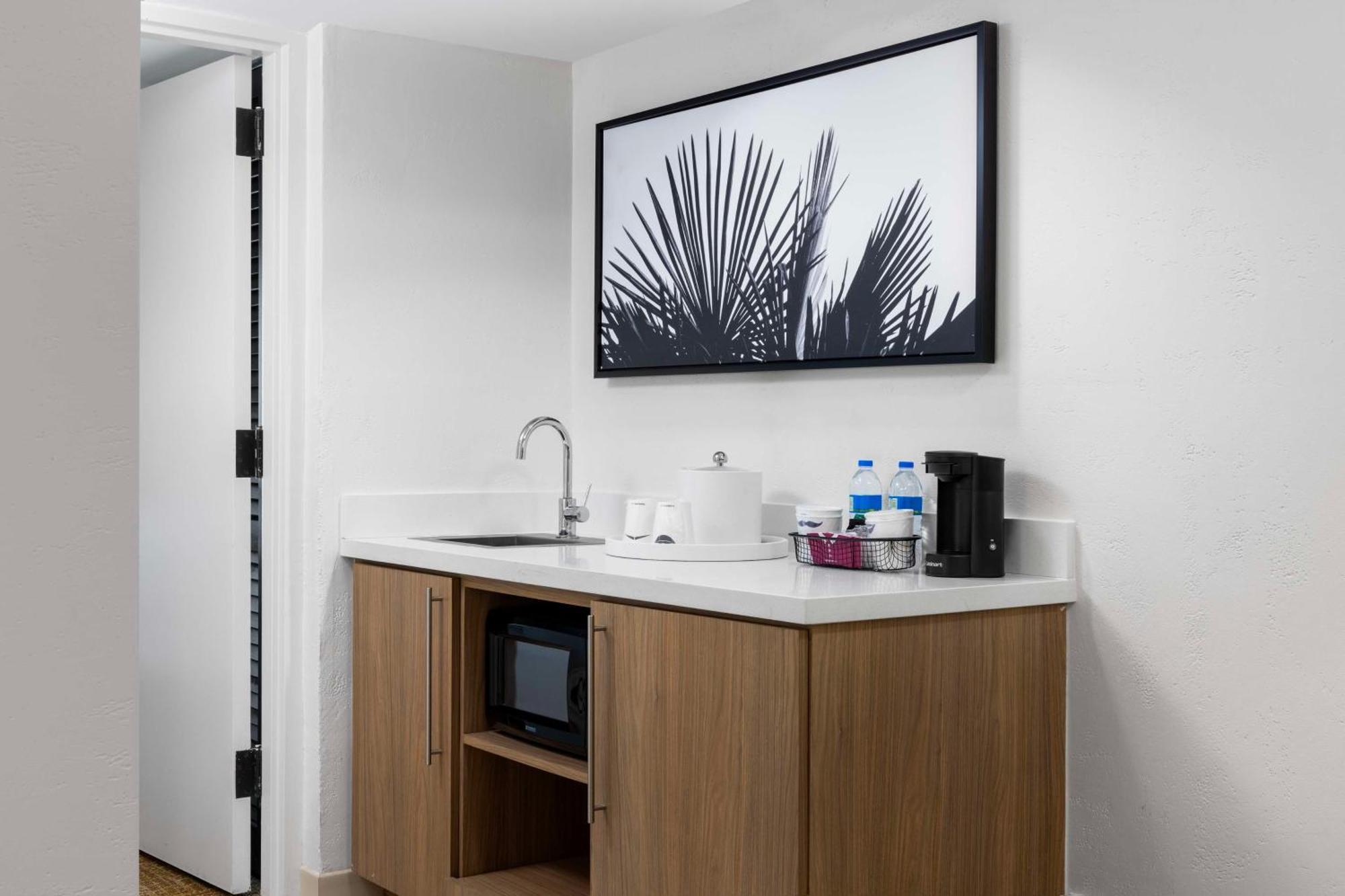 Hampton Inn & Suites San Juan Carolina Zewnętrze zdjęcie